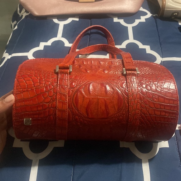 Maroon leather shoulder bag. Have only used once. - Picture 2 of 3